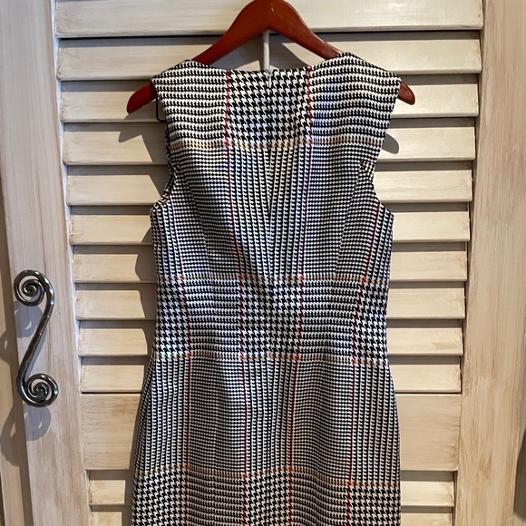 Escada Virgin Wool & Silk Plaid Printed Shift Dress.EU40  Black Cream Red - Picture 3 of 6